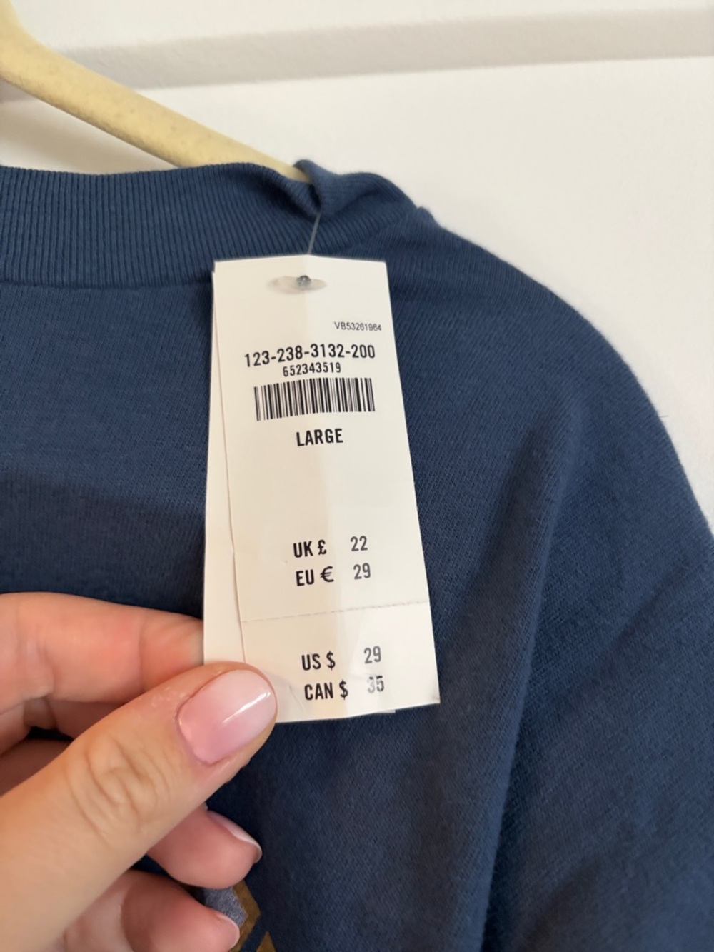 T shirt - Picture 2 of 2